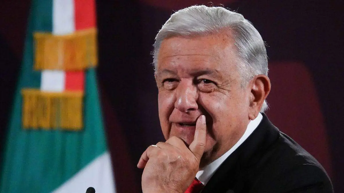 AMLO (7)